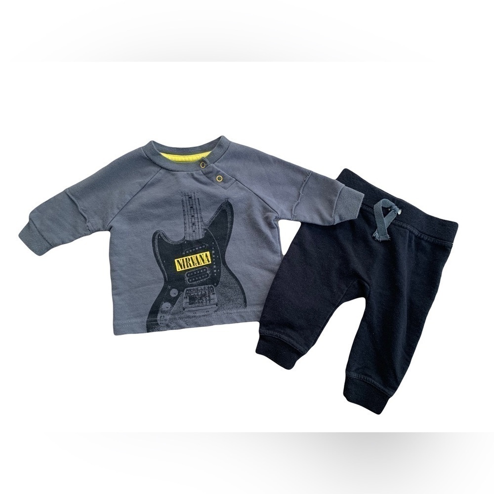 Nirvana 0-3 Months Band Pullover Sweatshirt And Joggers Outfit Set